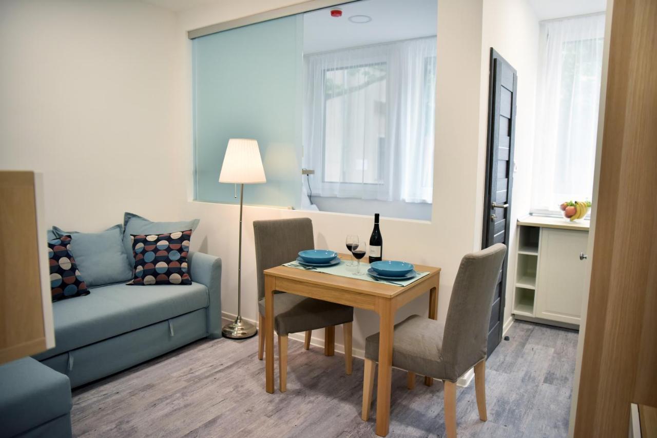 Roomstore Studio Apartments Eger Exterior photo